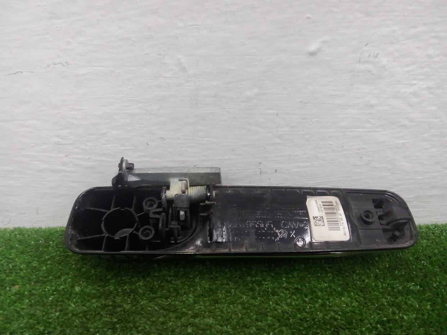 Ручка двери задней наружная левая