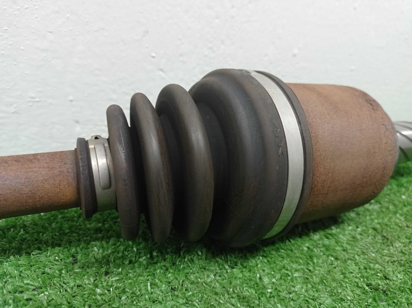 Полуось задняя правая