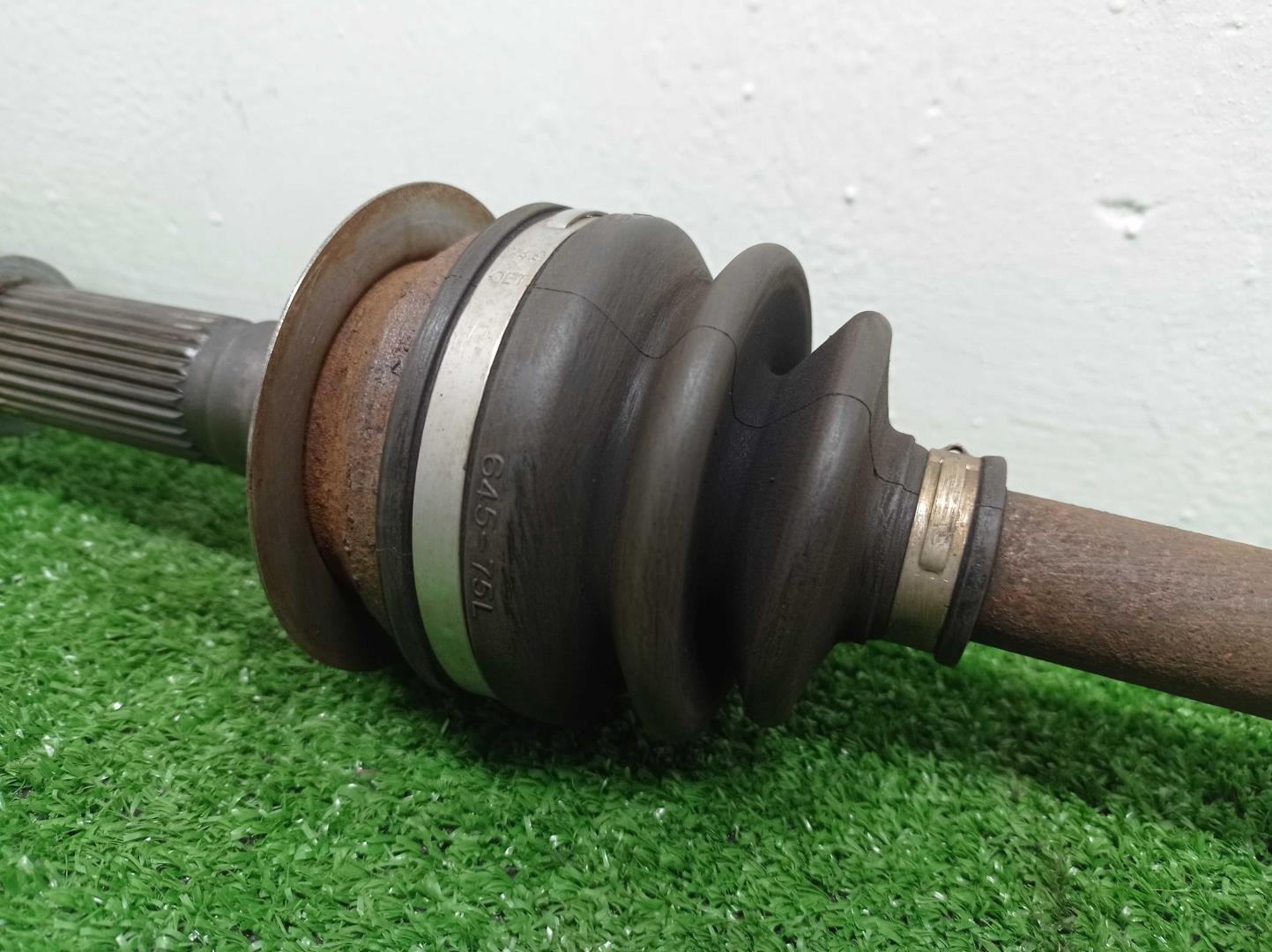 Полуось задняя правая