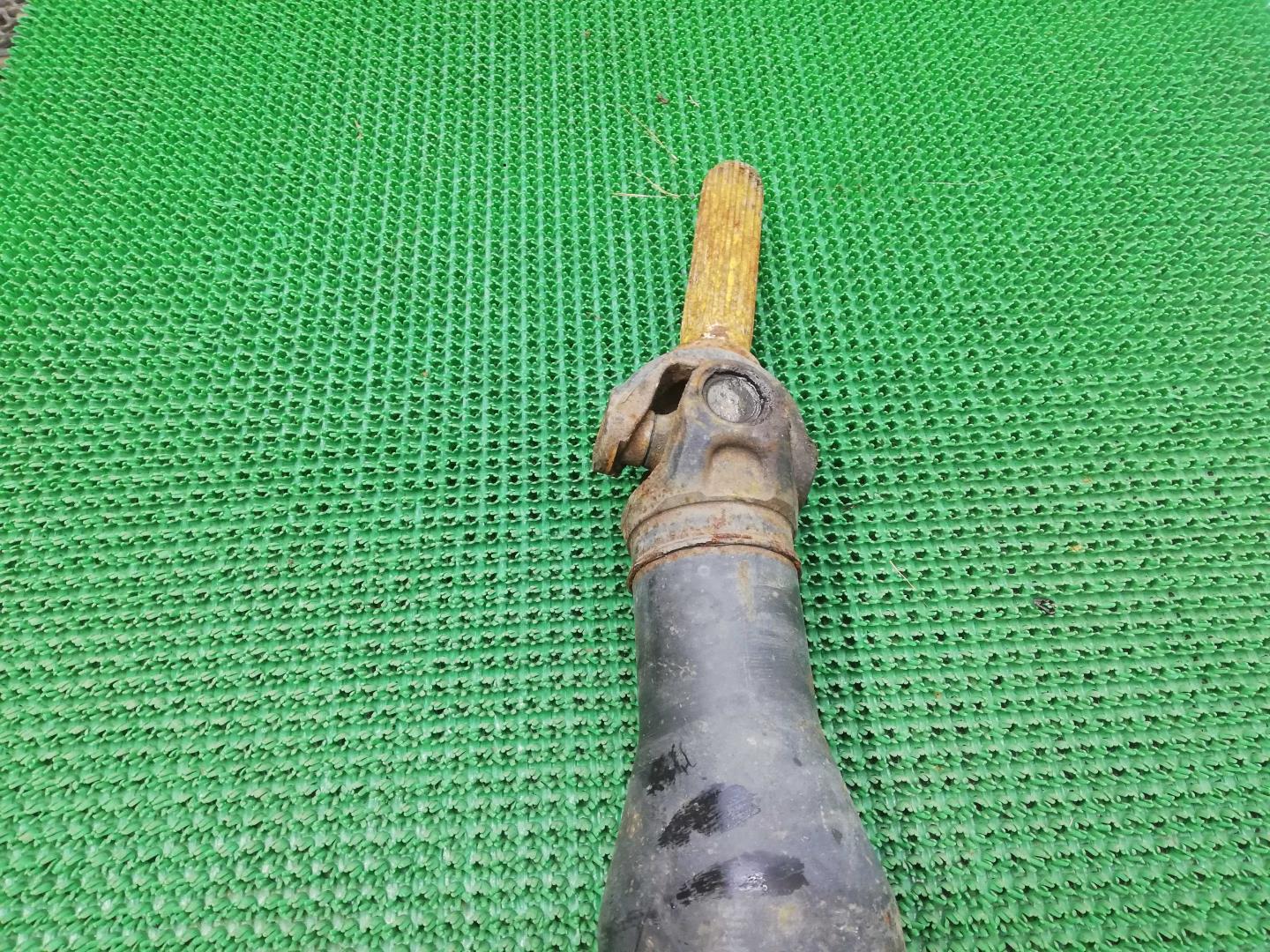 Вал карданный задний