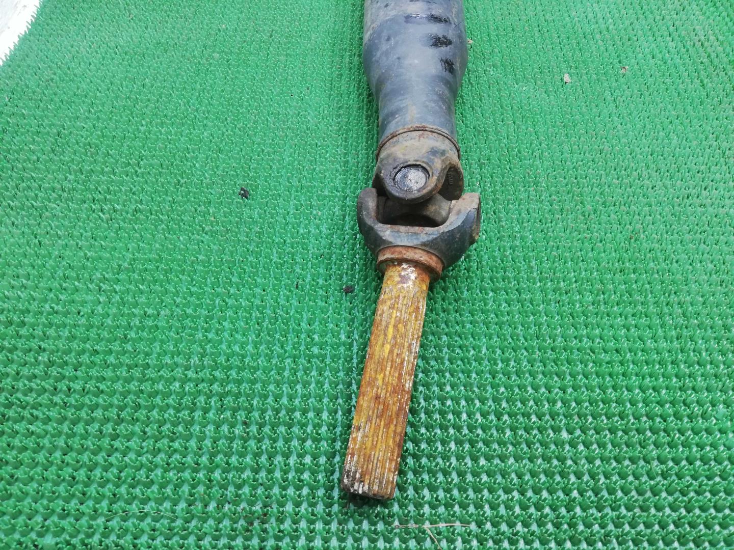 Вал карданный задний