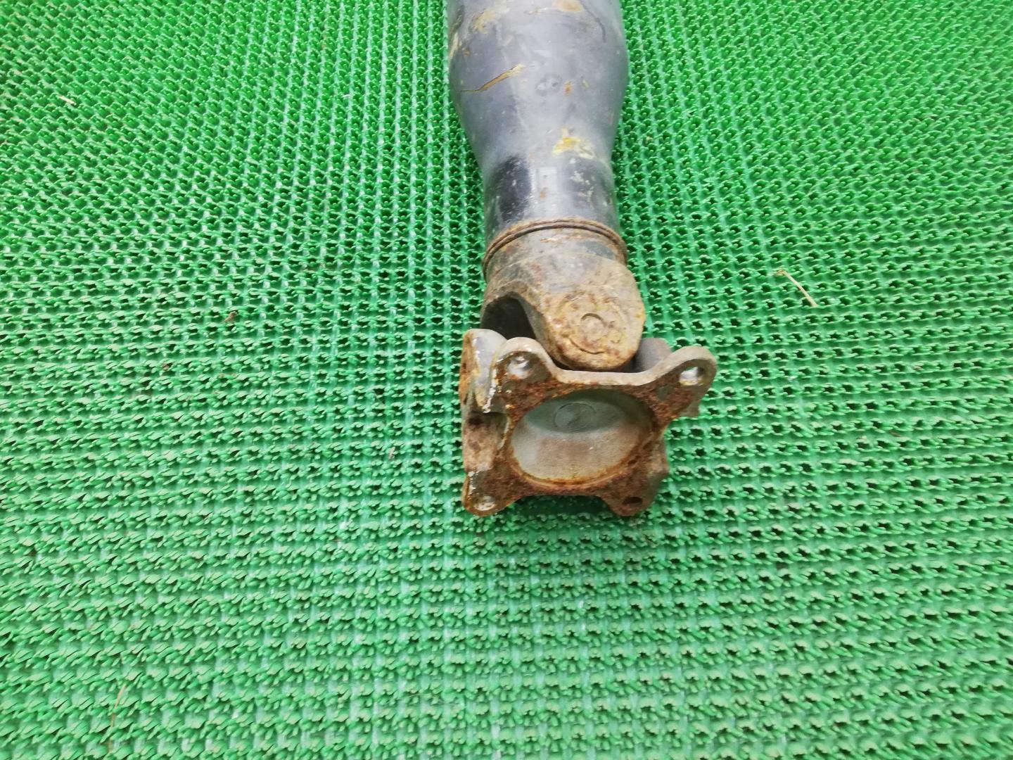 Вал карданный задний