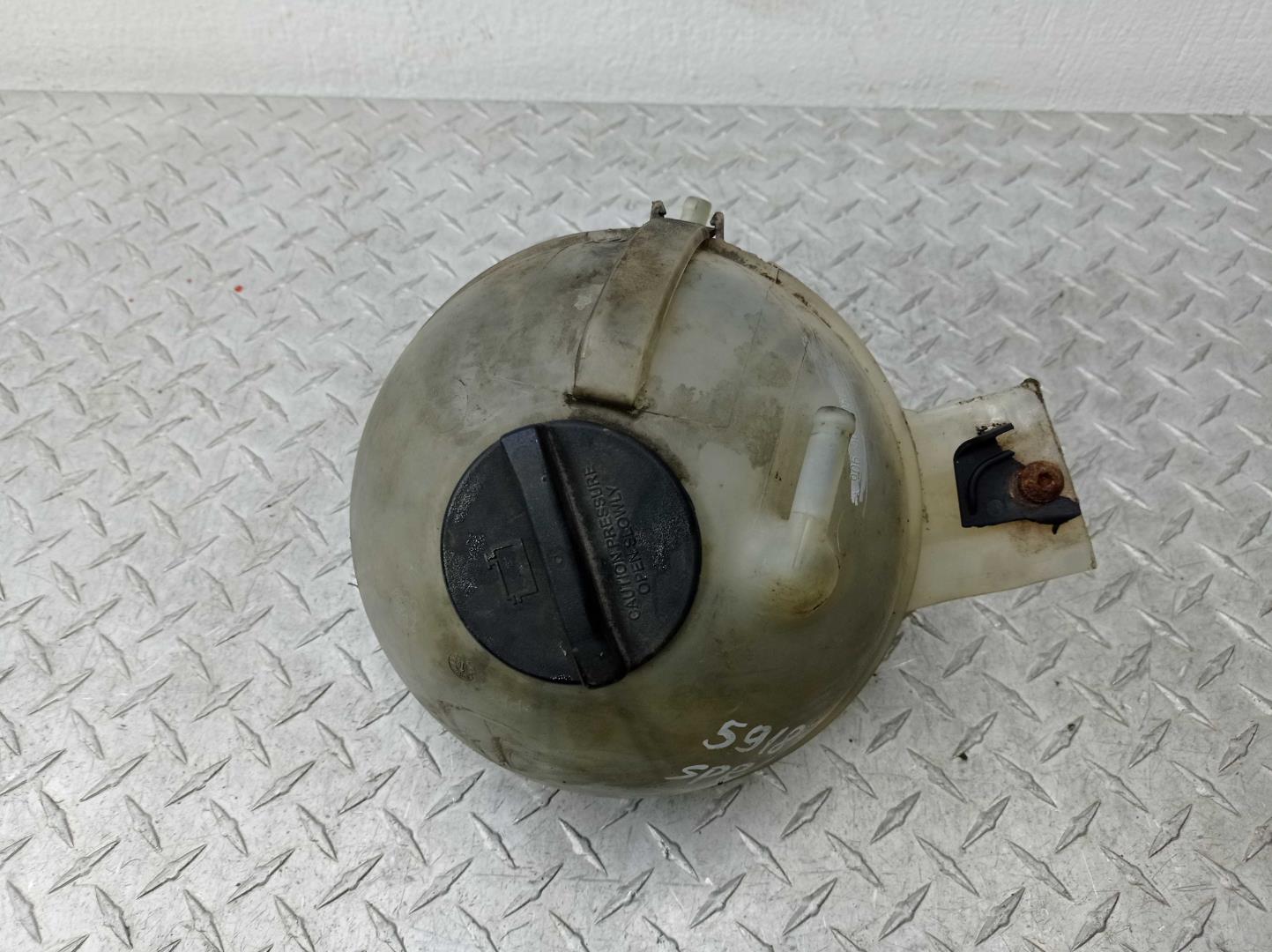 Бачок расширительный