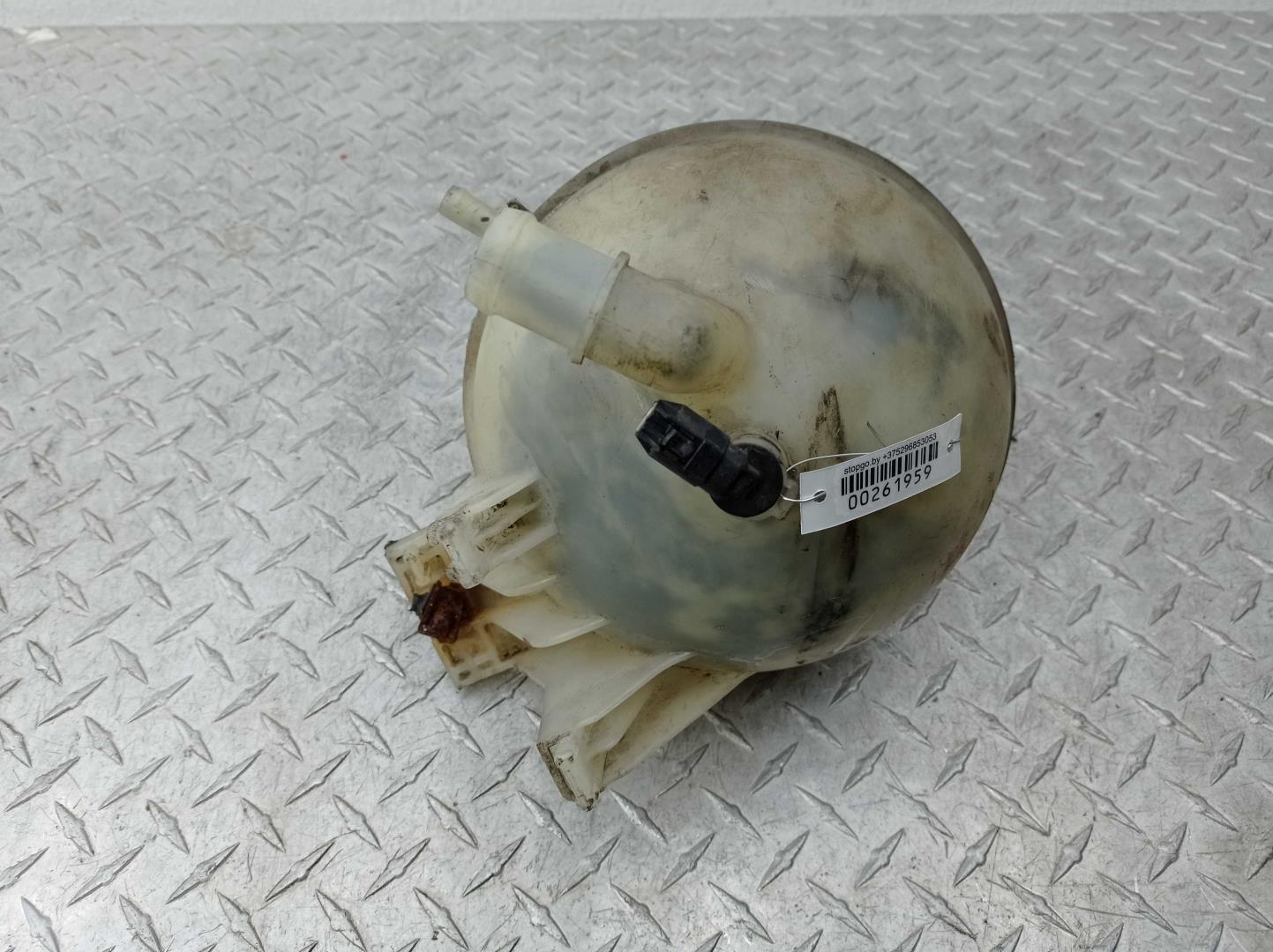 Бачок расширительный