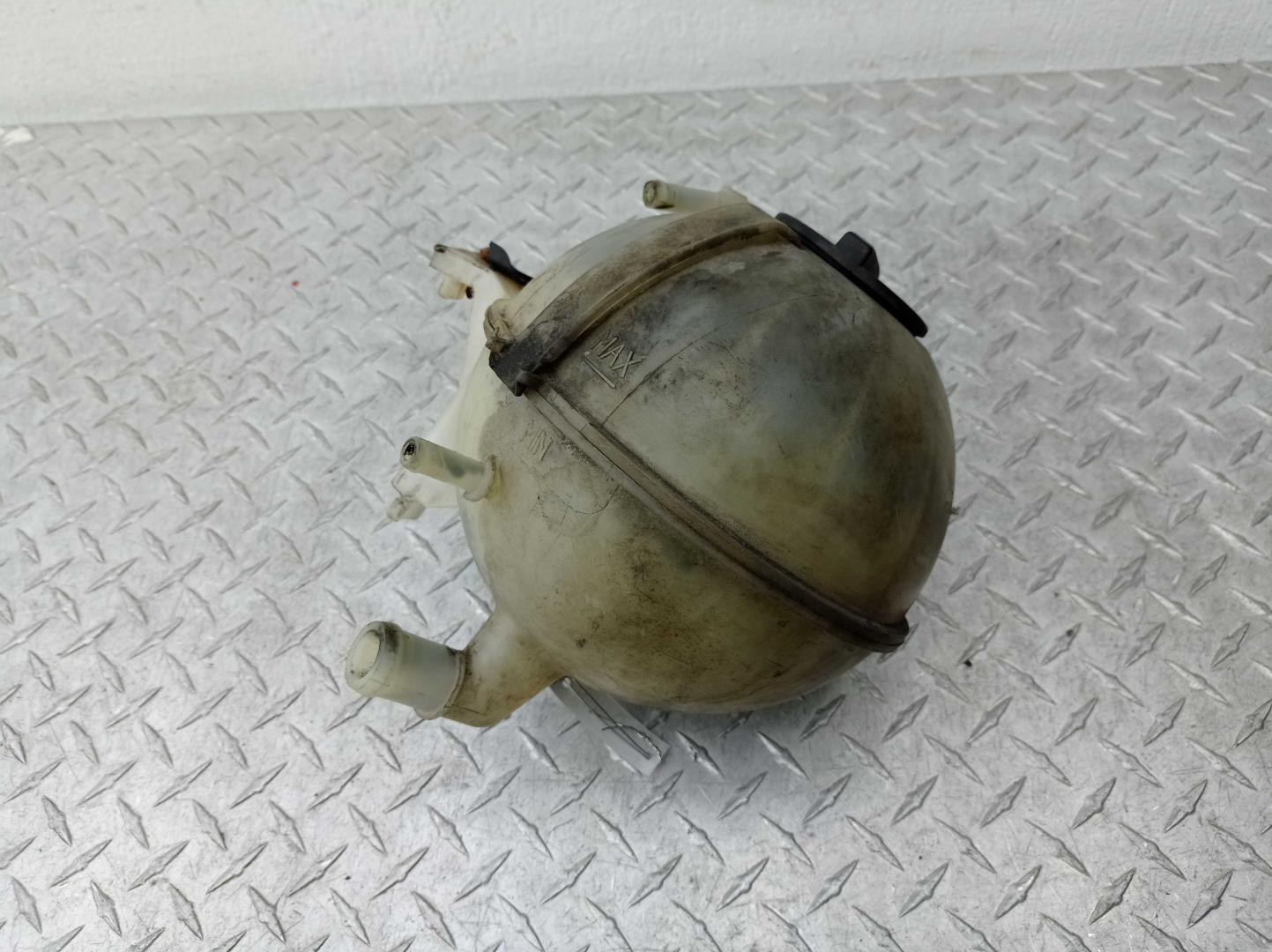 Бачок расширительный