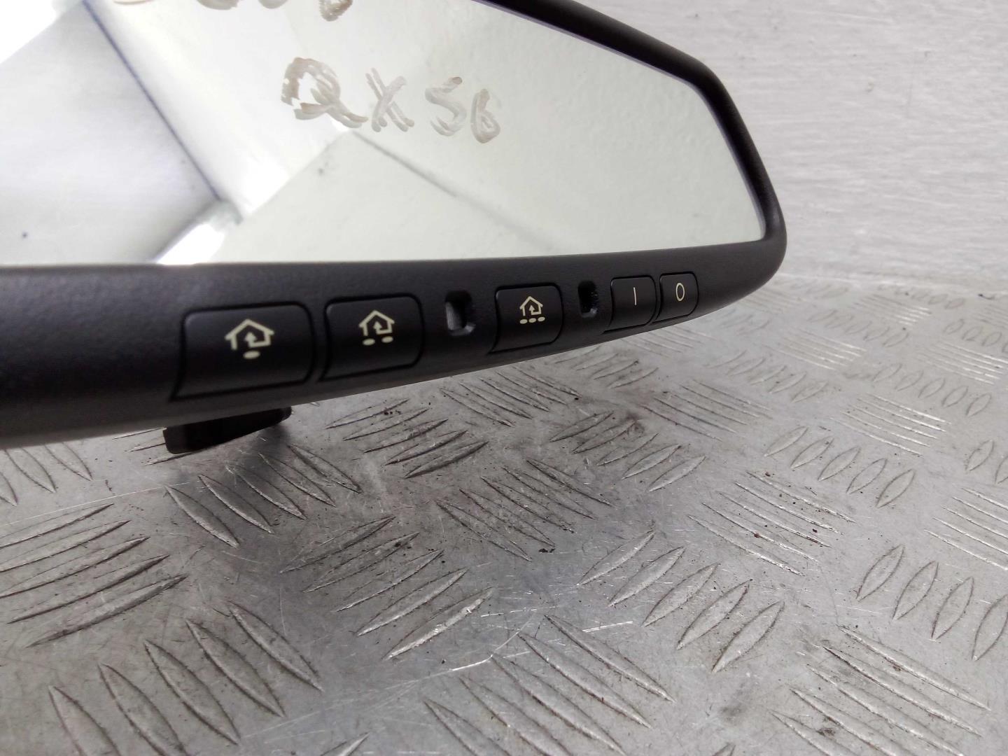 Зеркало заднего вида