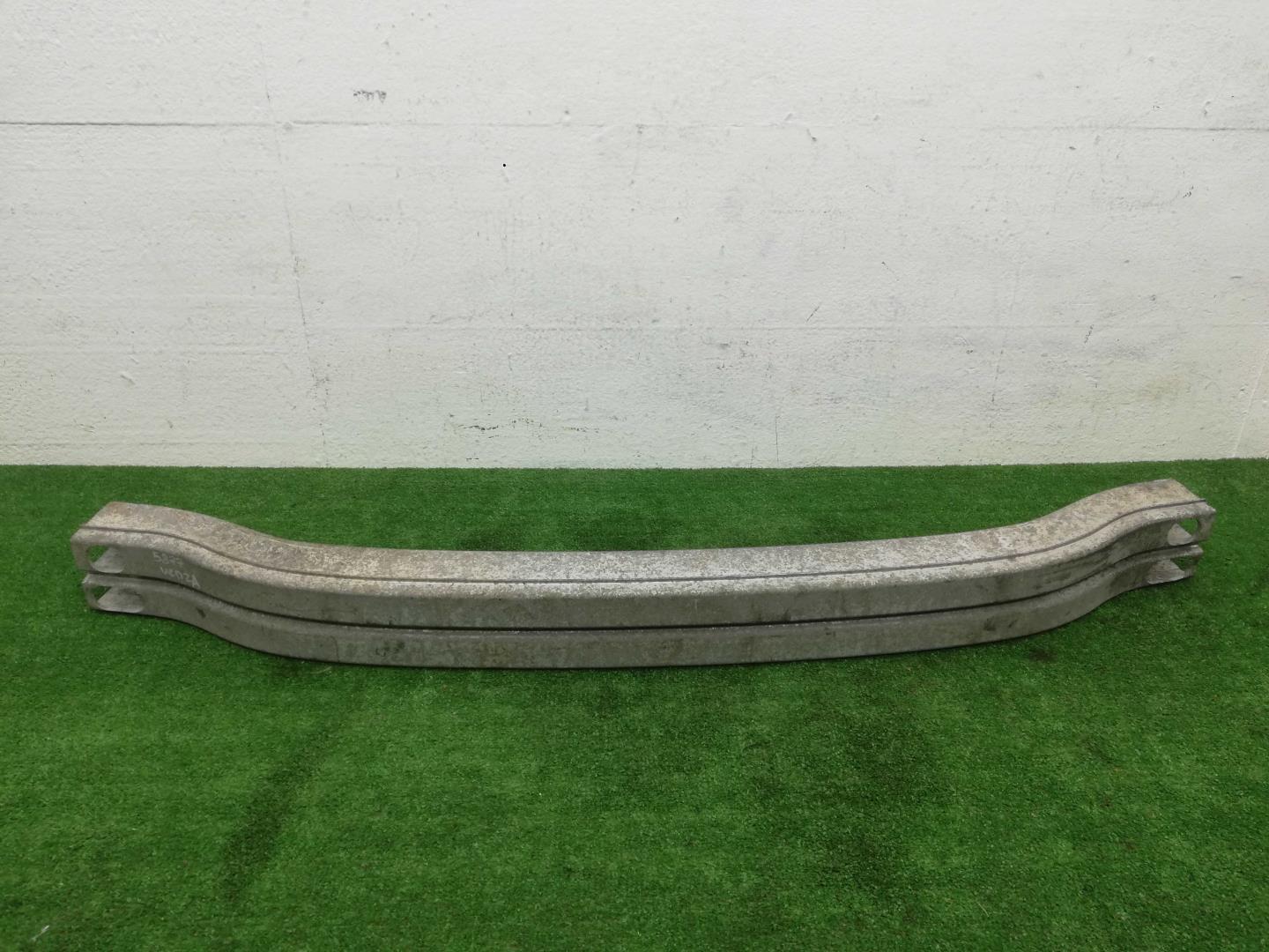 Усилитель заднего бампера