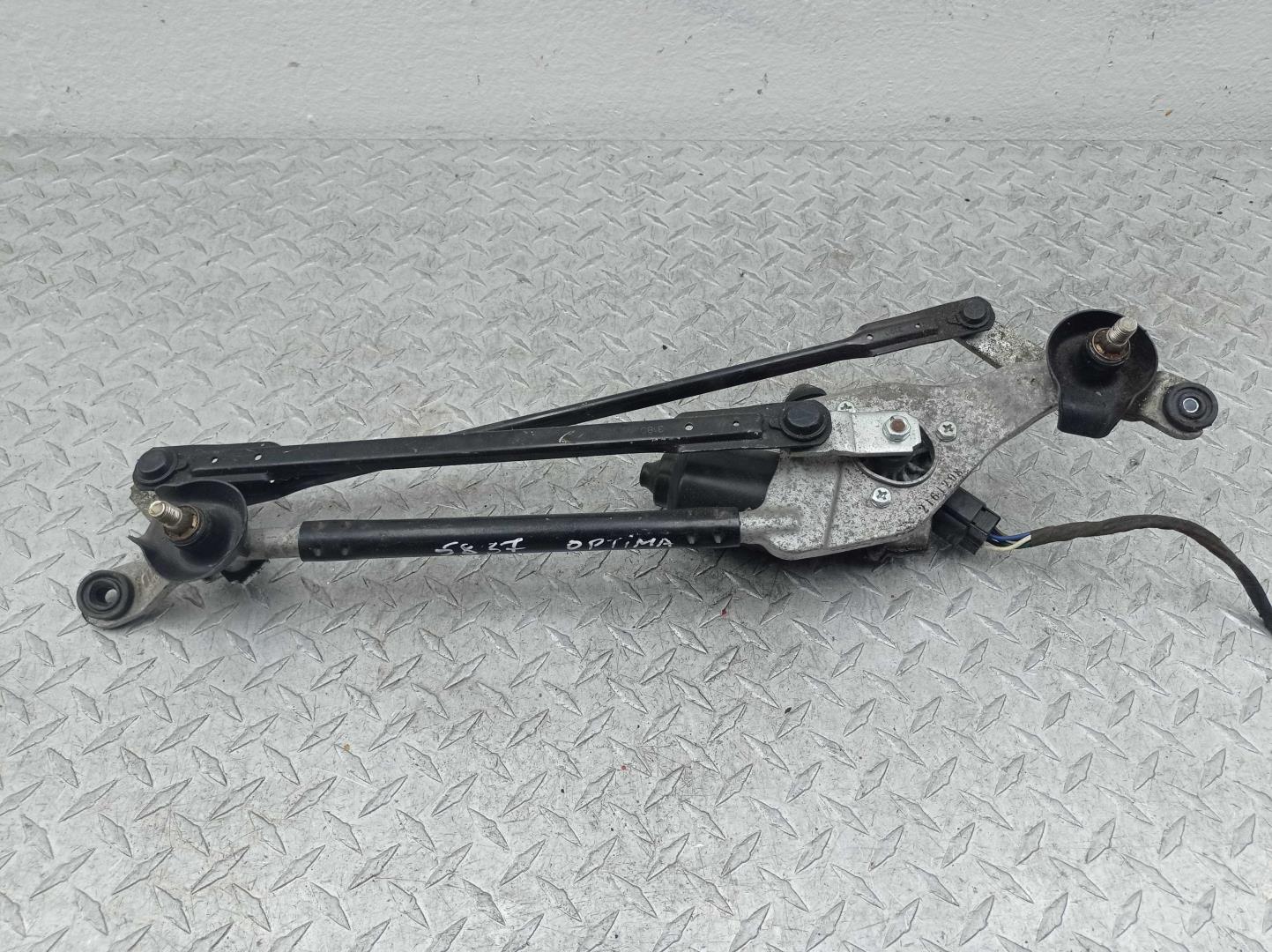 Трапеция стеклоочистителей