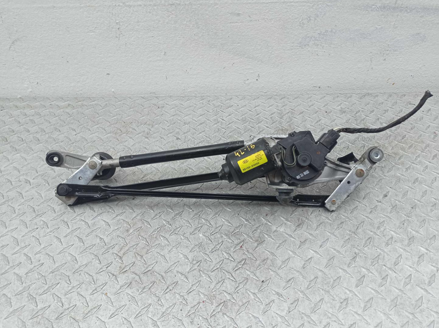 Трапеция стеклоочистителей