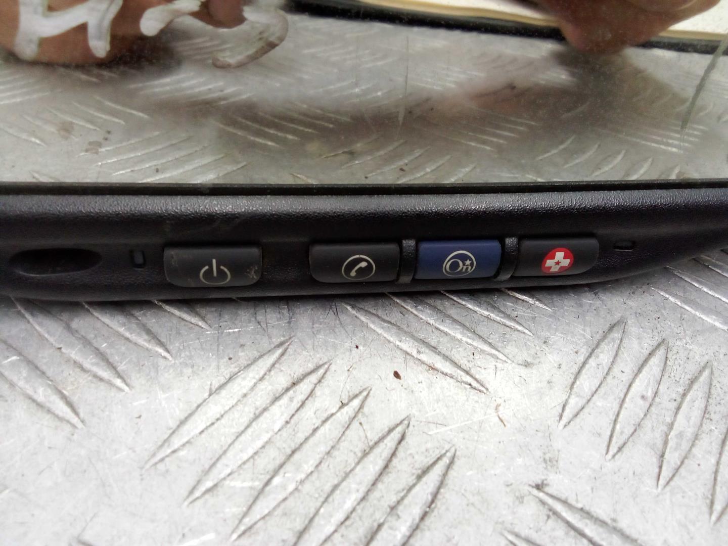 Зеркало заднего вида