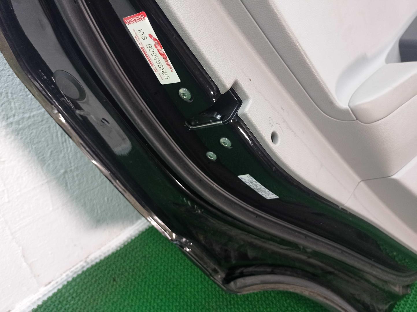 Стеклоподъемник электр. задний левый