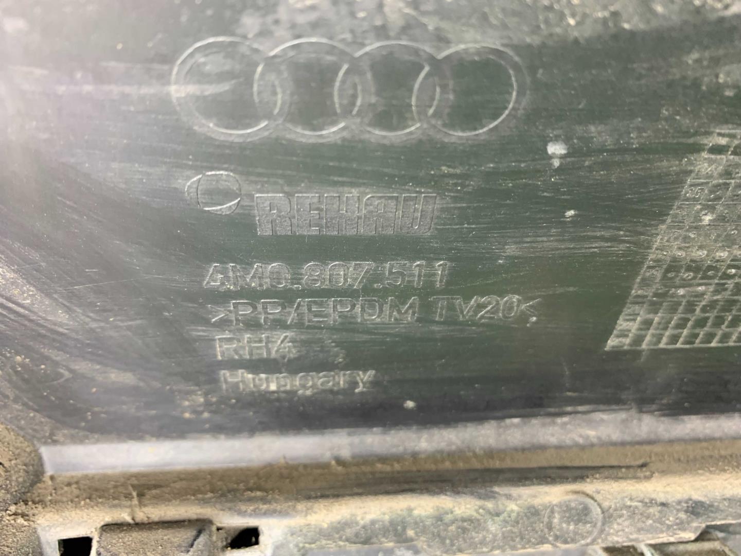 Бампер задний