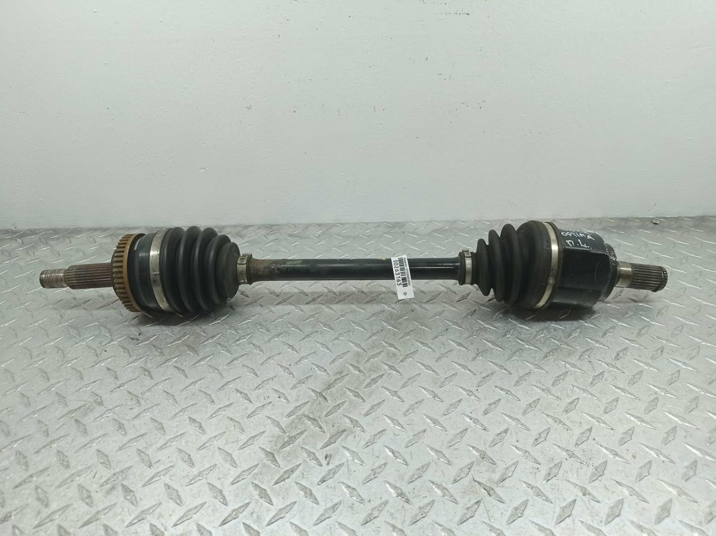 Полуось передняя левая