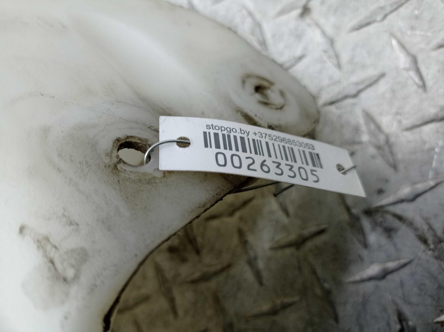 Бачок омывателя лобового стекла