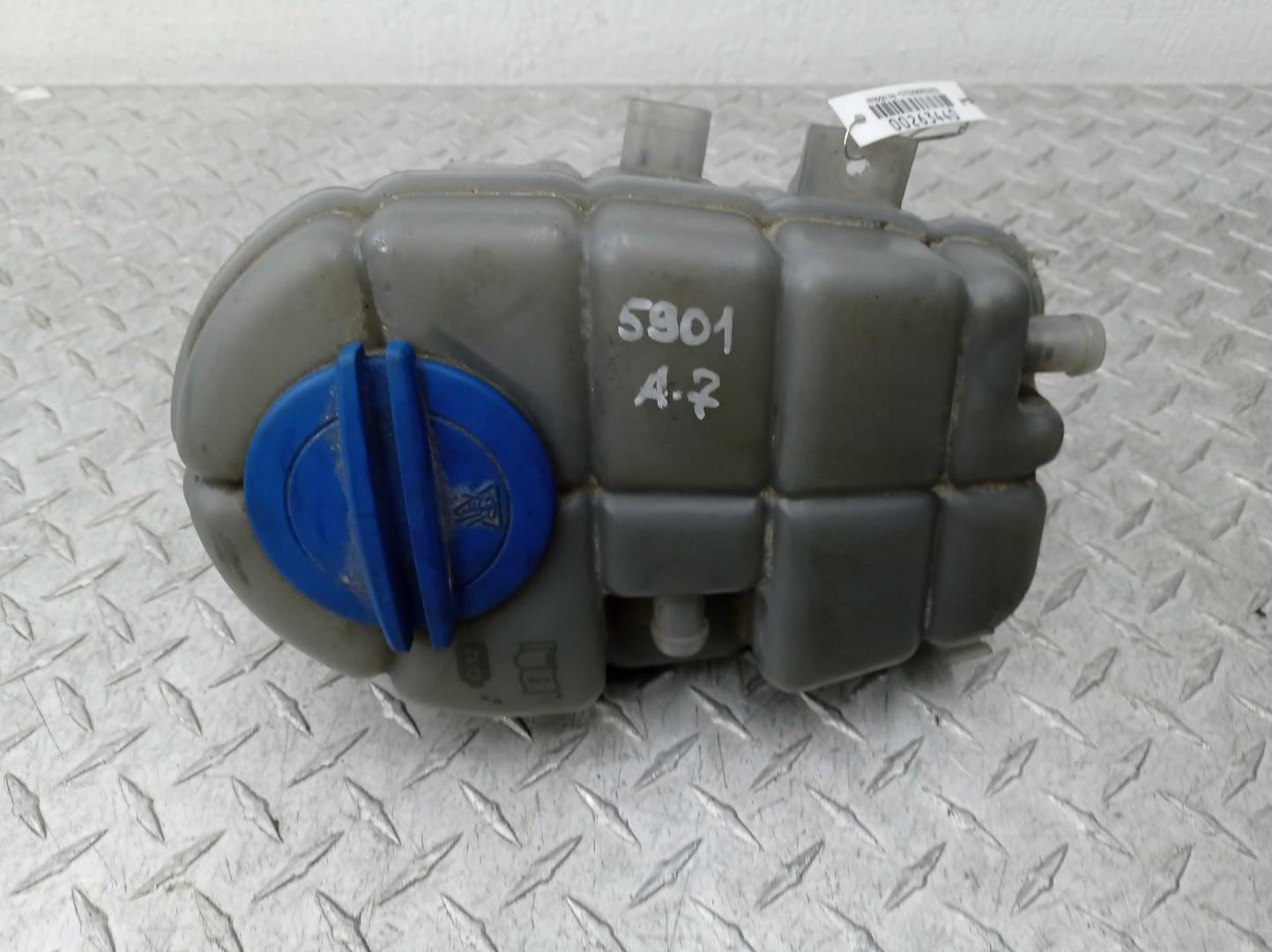 Бачок расширительный