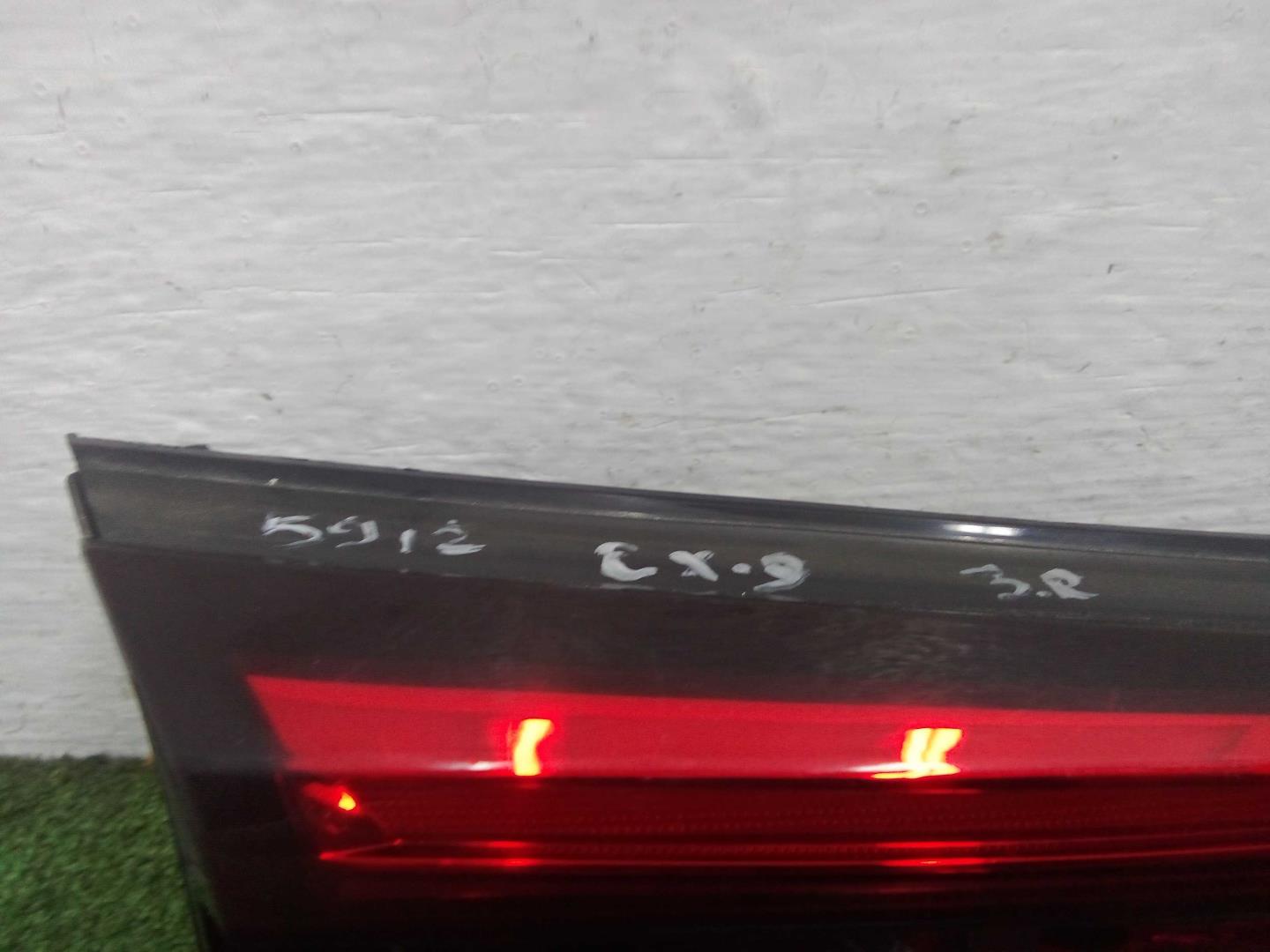 Фонарь задний внутренний левый