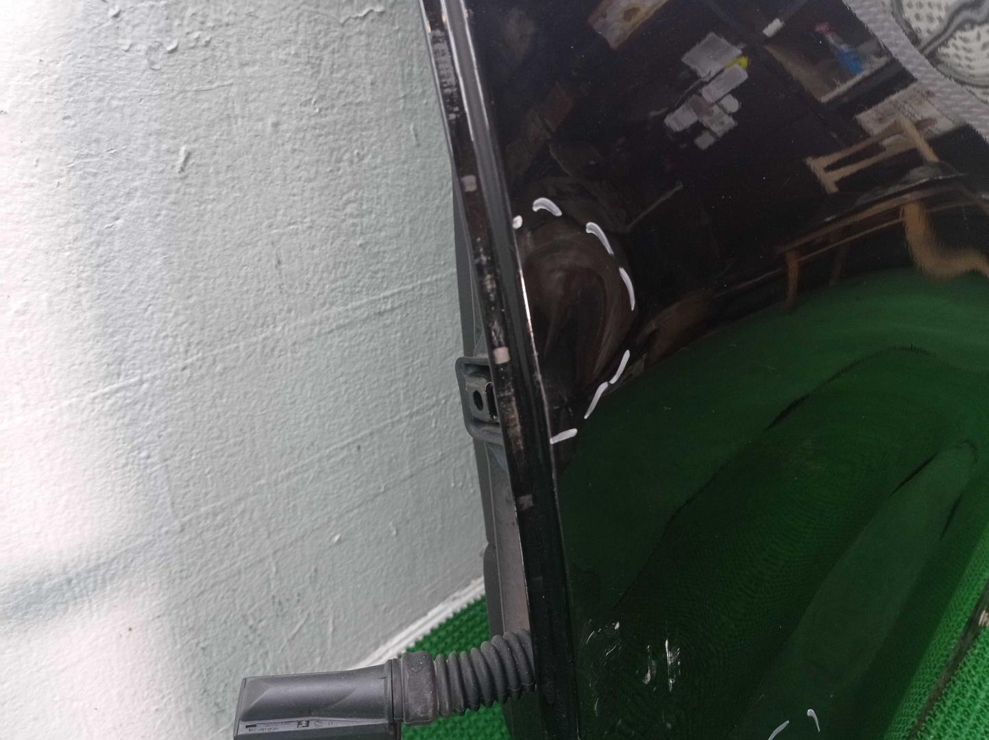 Стекло двери задней левой