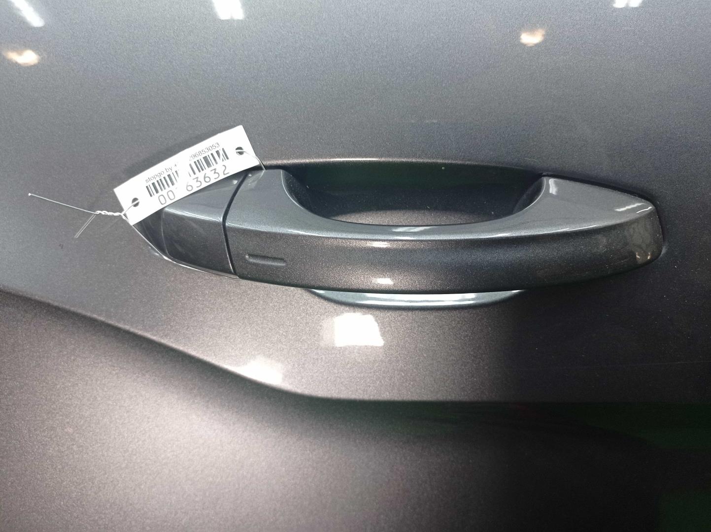 Стеклоподъемник электр. задний правый