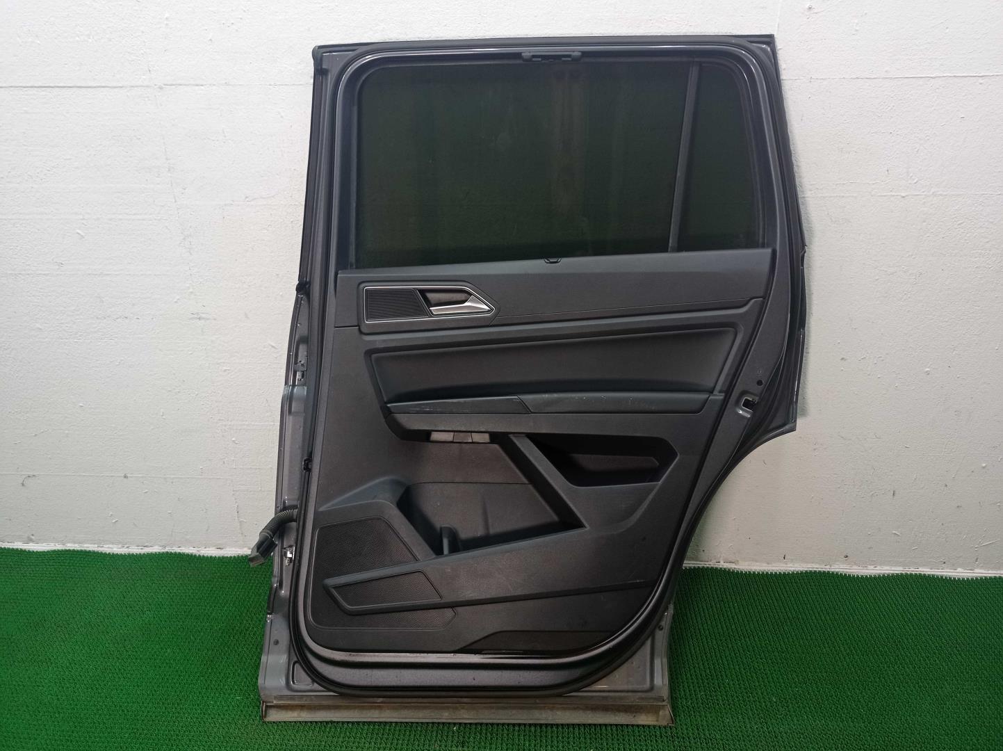 Стеклоподъемник электр. задний правый