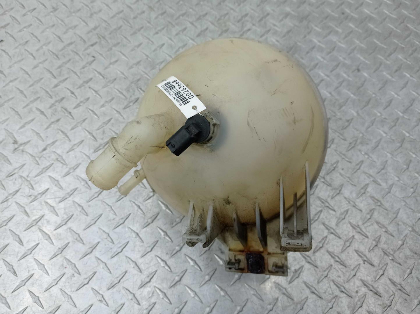 Бачок расширительный