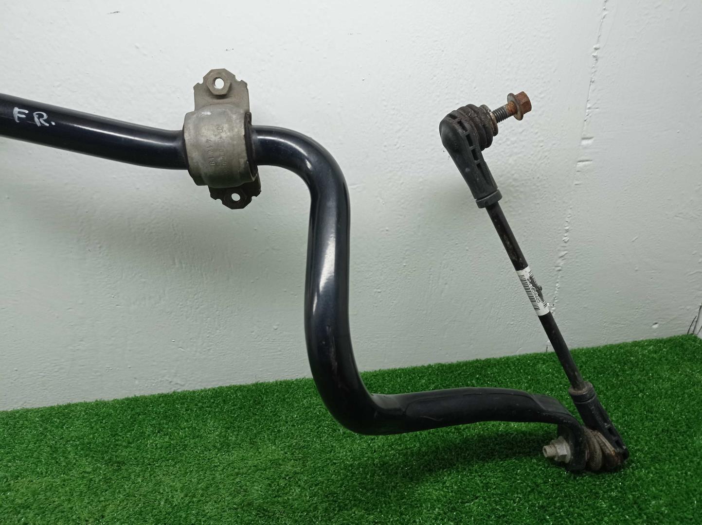 Стабилизатор передний