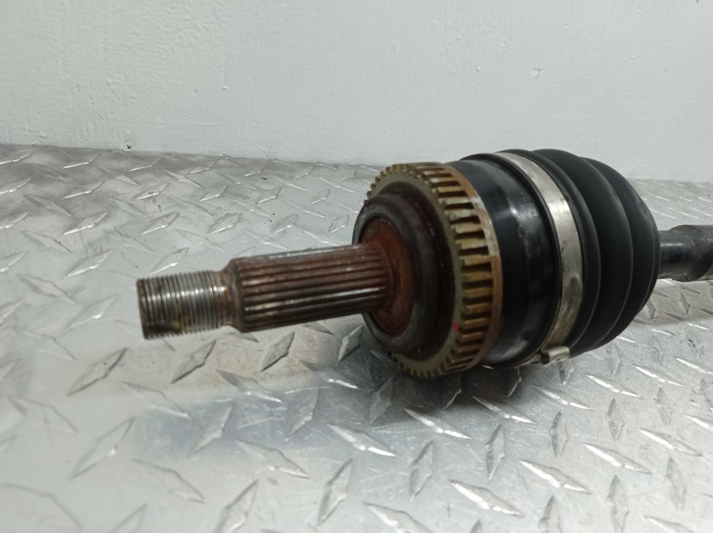 Полуось передняя правая