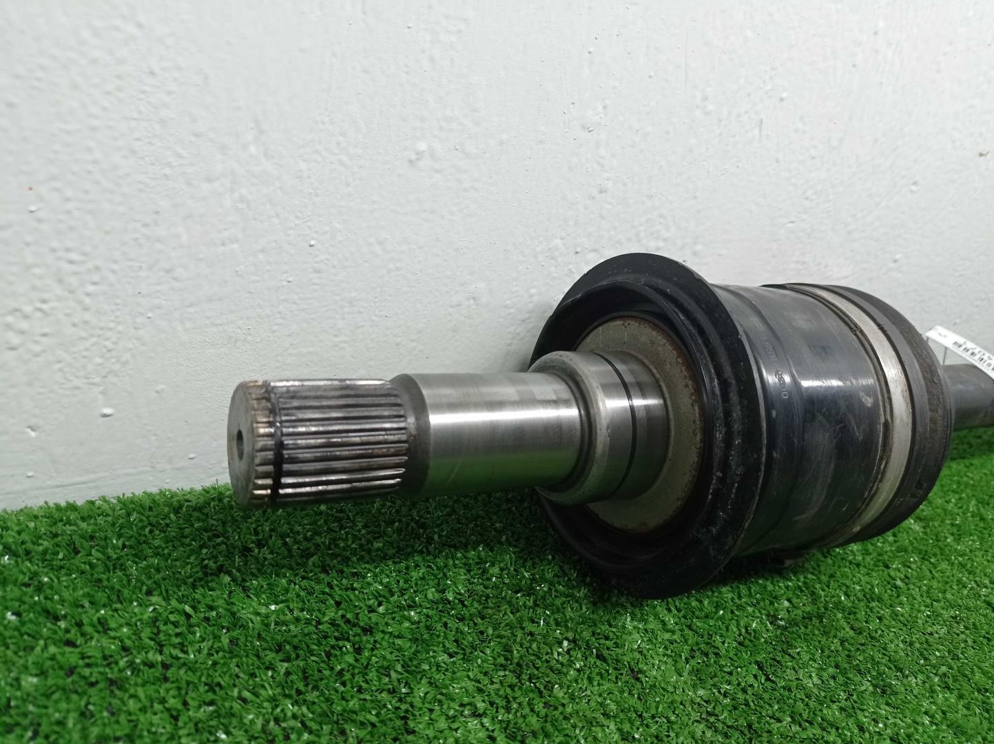 Полуось задняя правая