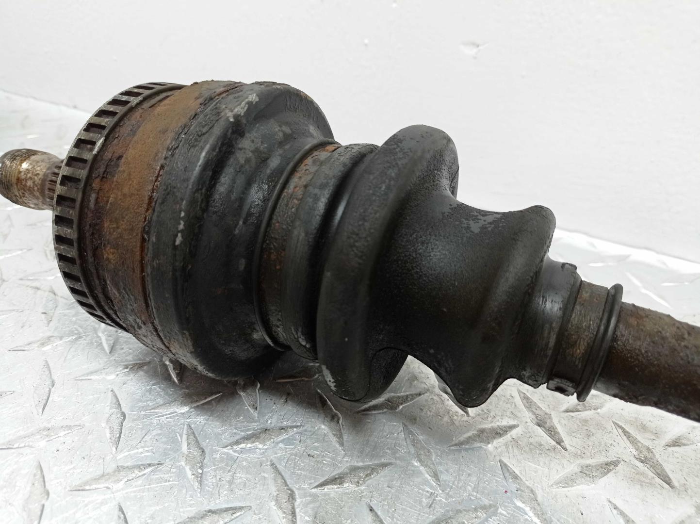 Полуось задняя правая