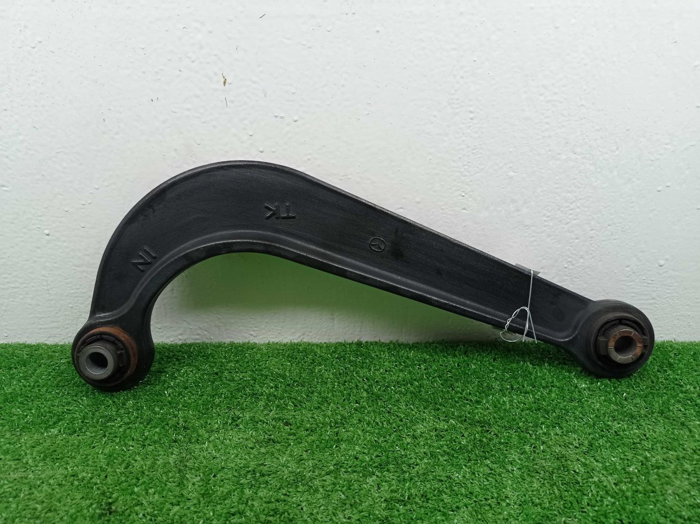 Рычаг задний левый