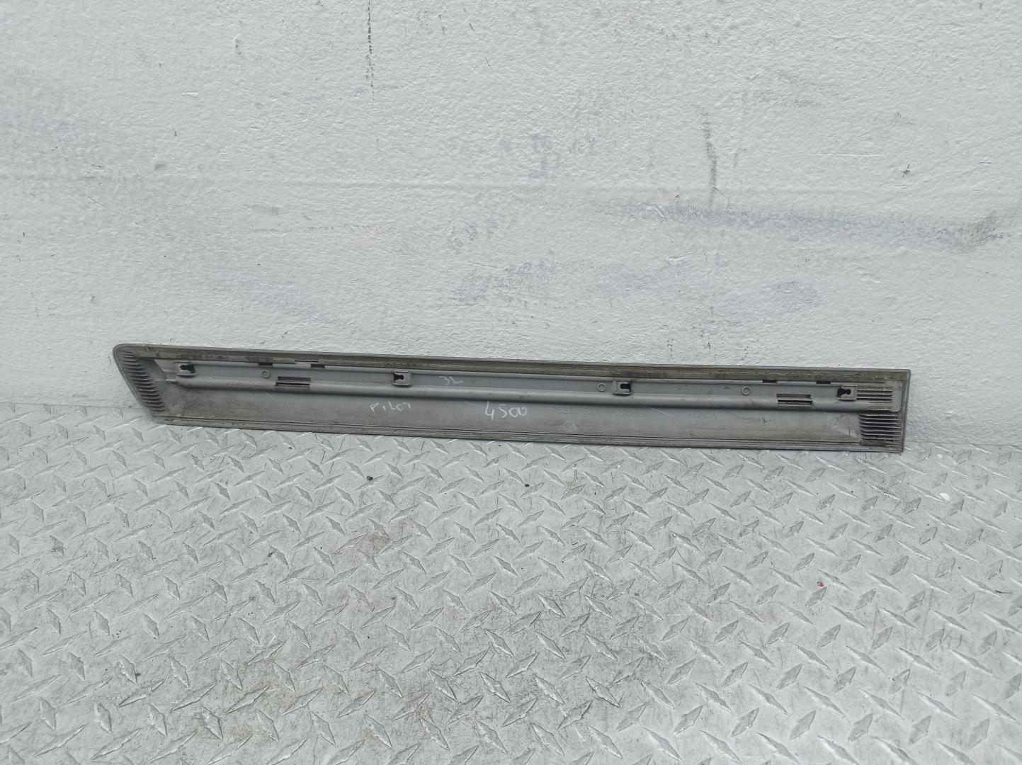 Накладка (кузов наружные)