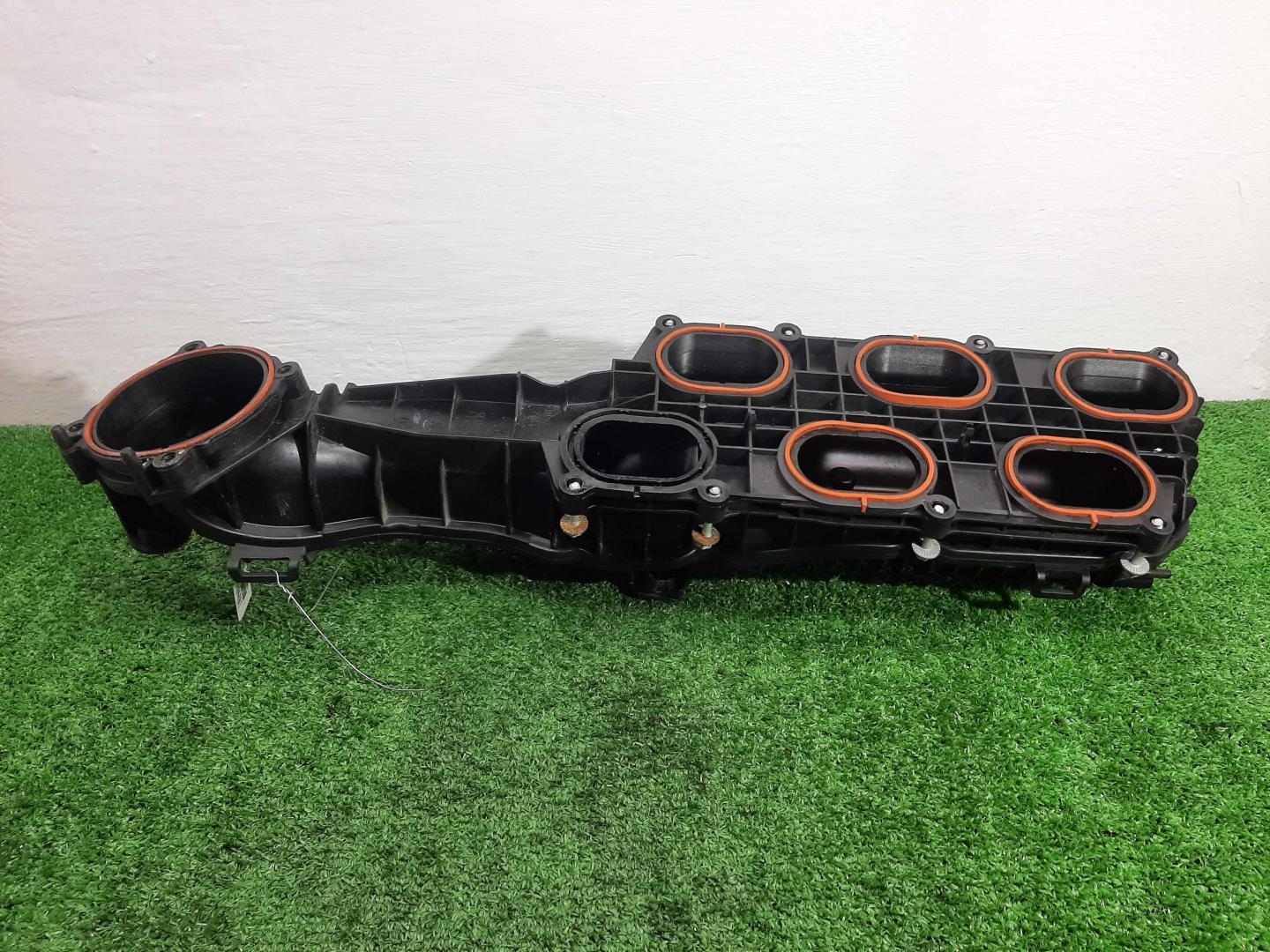 Коллектор впускной