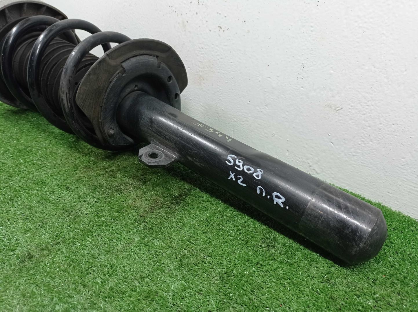 Амортизатор передний правый