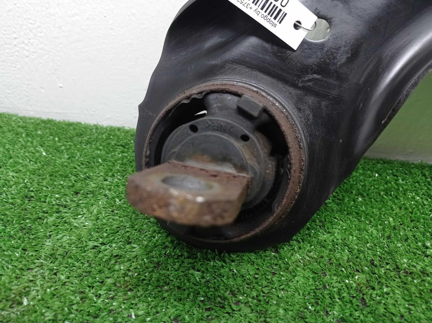 Рычаг задний левый