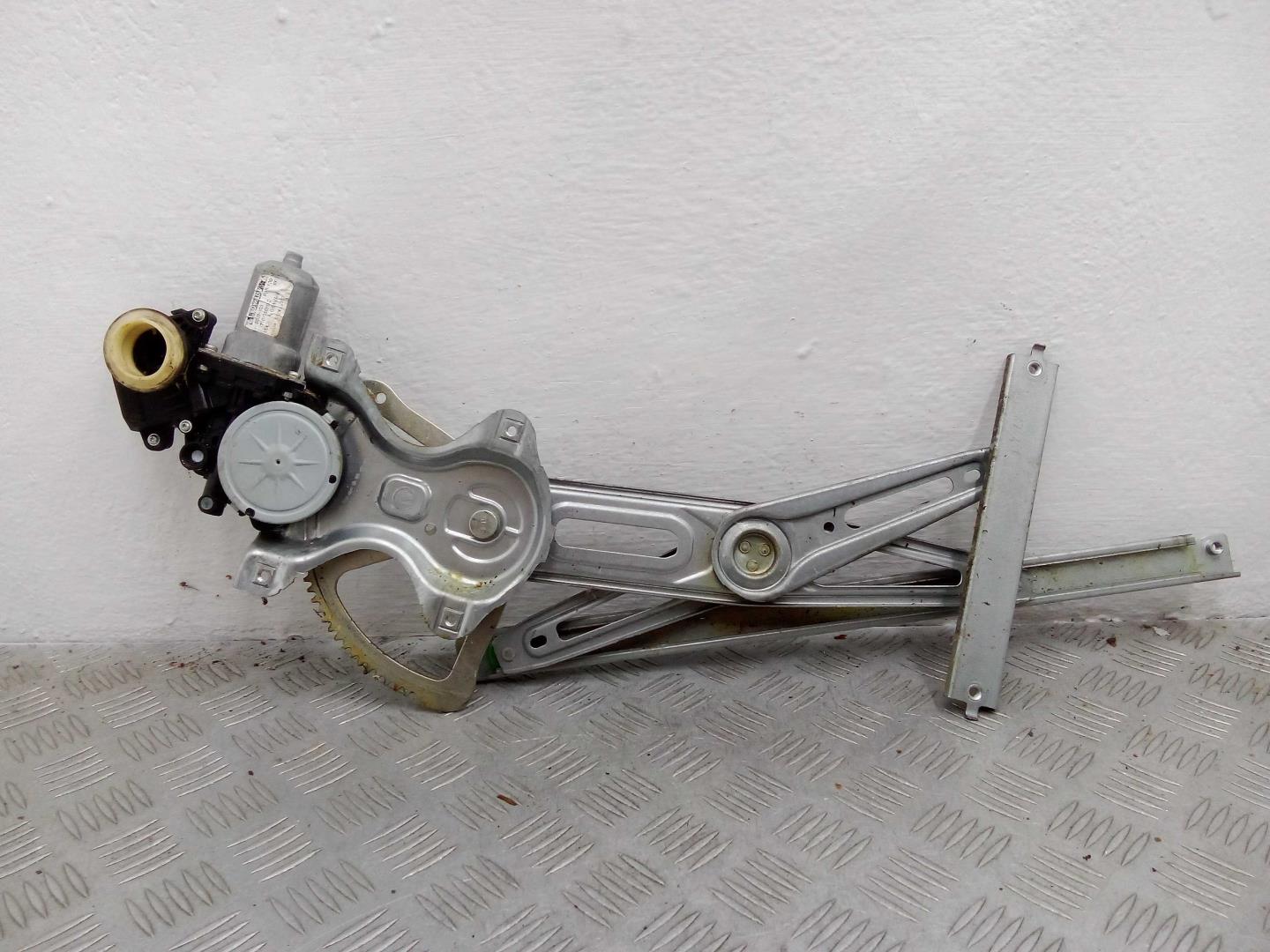 Стеклоподъемник электр. передний правый