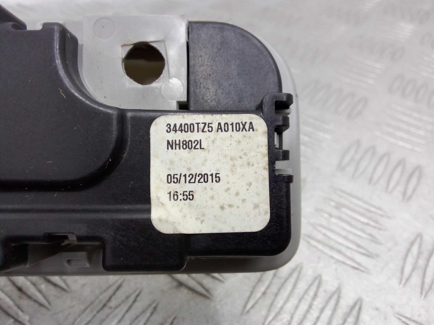 Плафон салонный