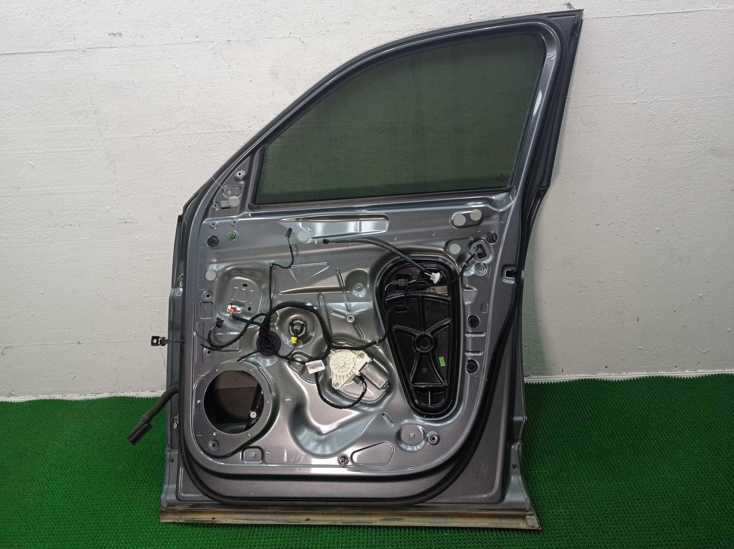 Стеклоподъемник электр. передний правый