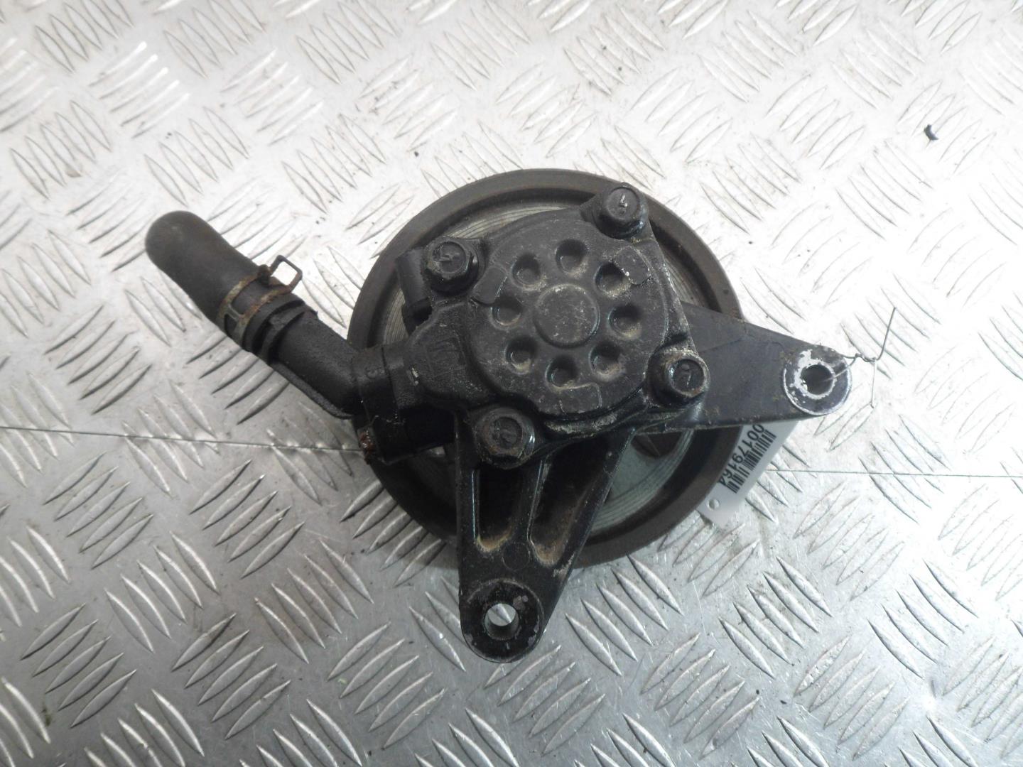 Насос ГУР (гидроусилитель руля)