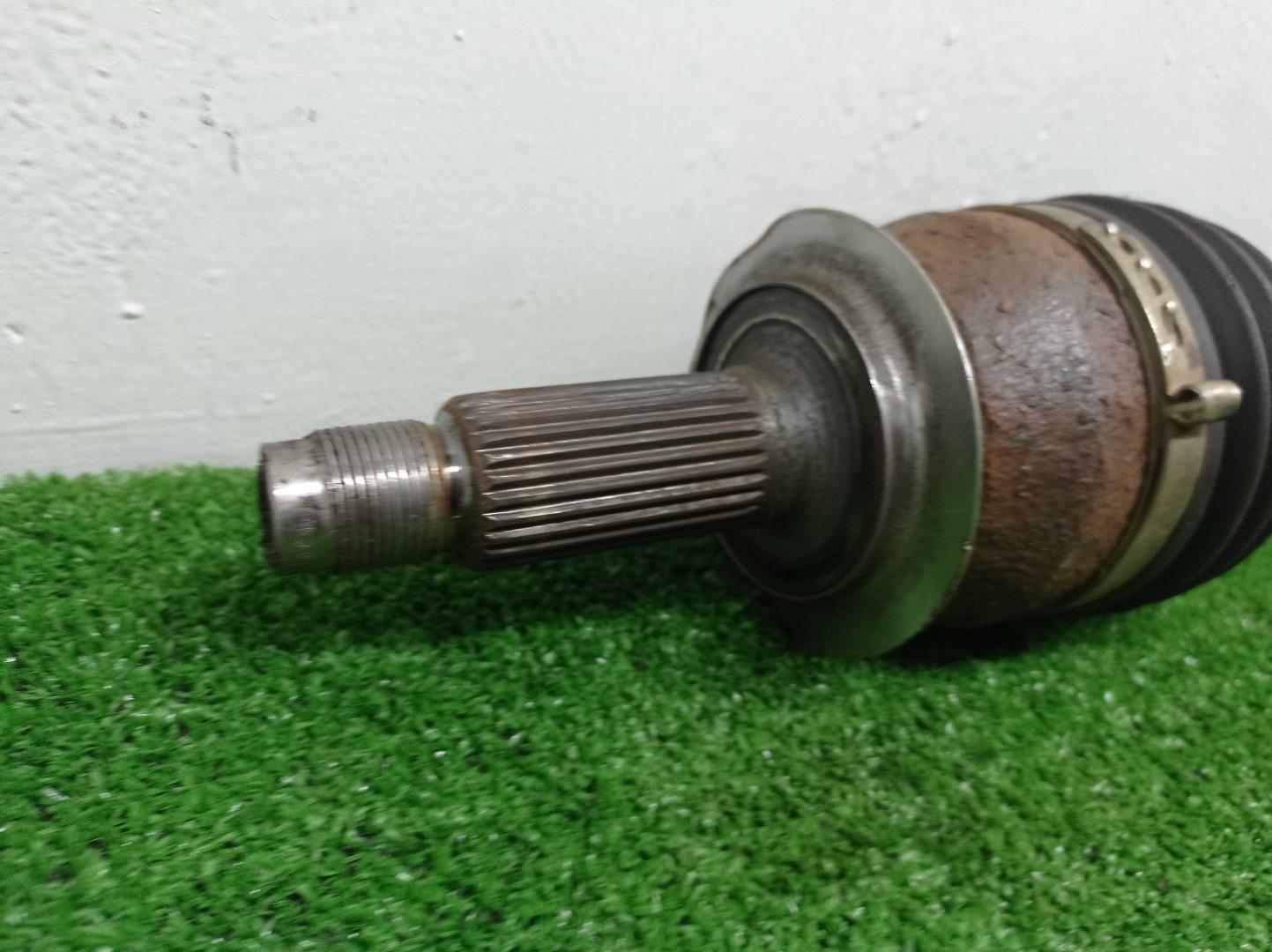 Полуось передняя левая