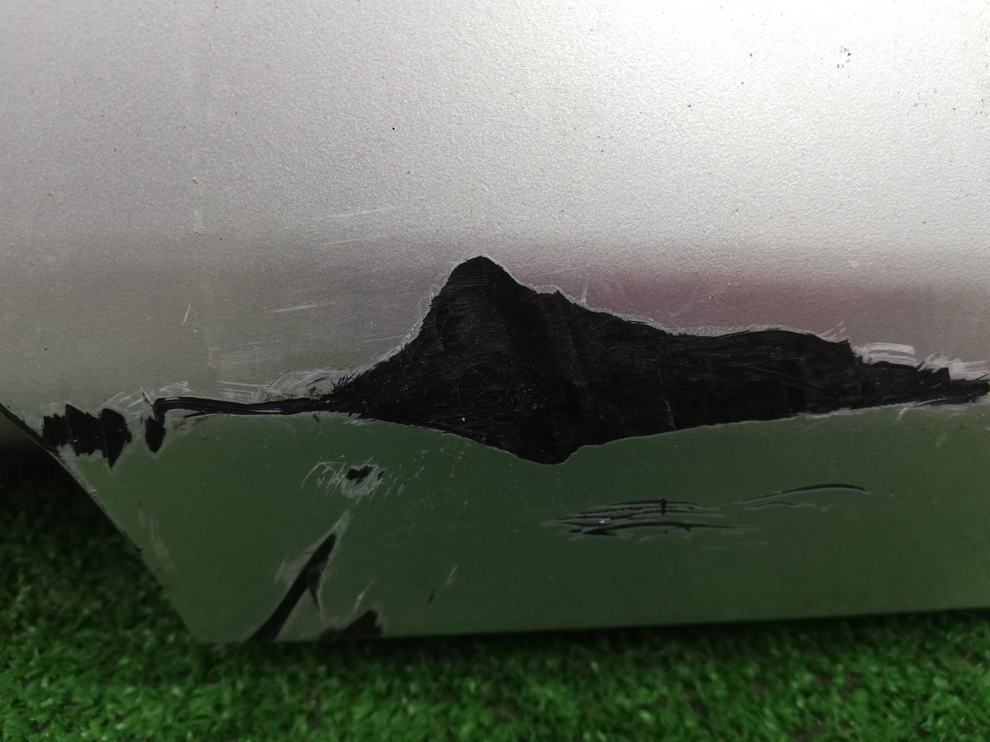 Спойлер (дефлектор) крышки багажника