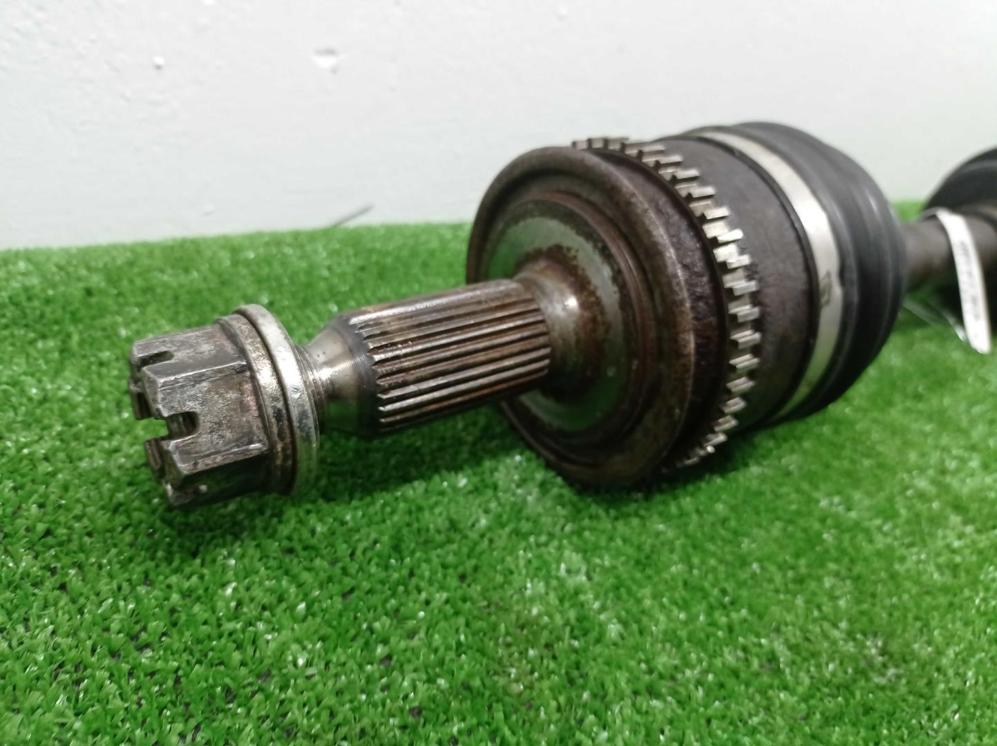 Полуось передняя левая