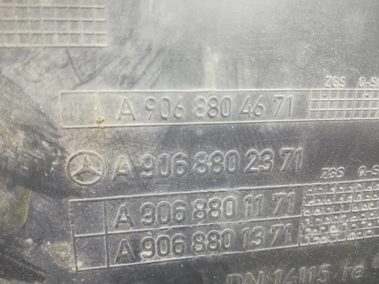 Накладка заднего бампера правая