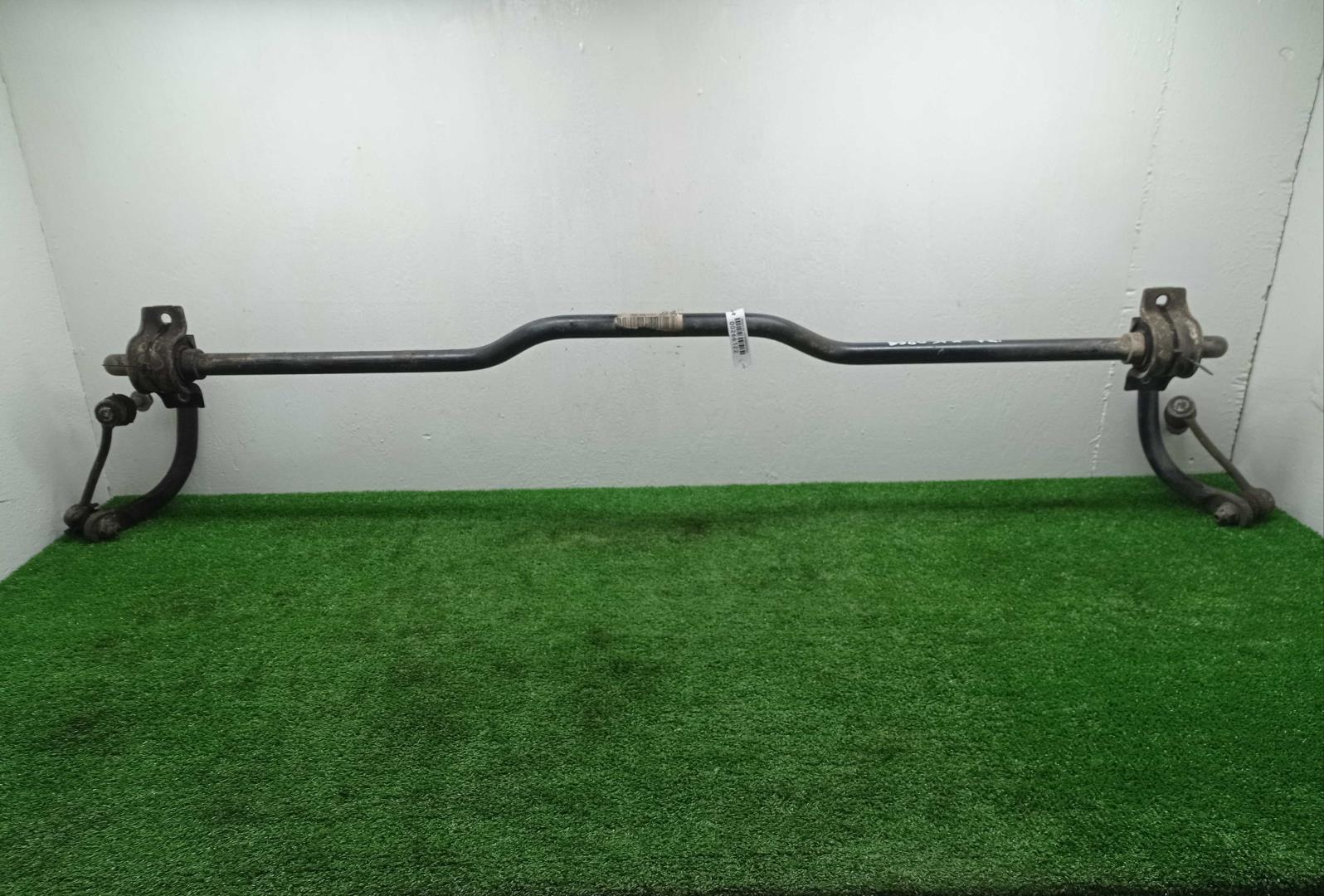 Стабилизатор передний