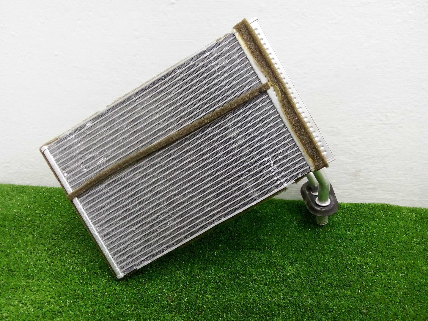 Радиатор отопителя