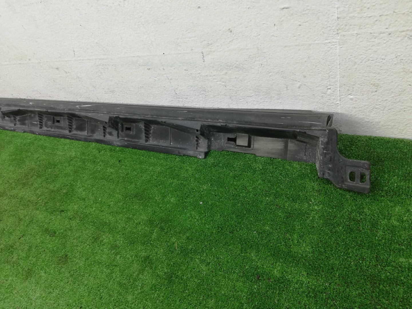 Накладка на порог (наружная)