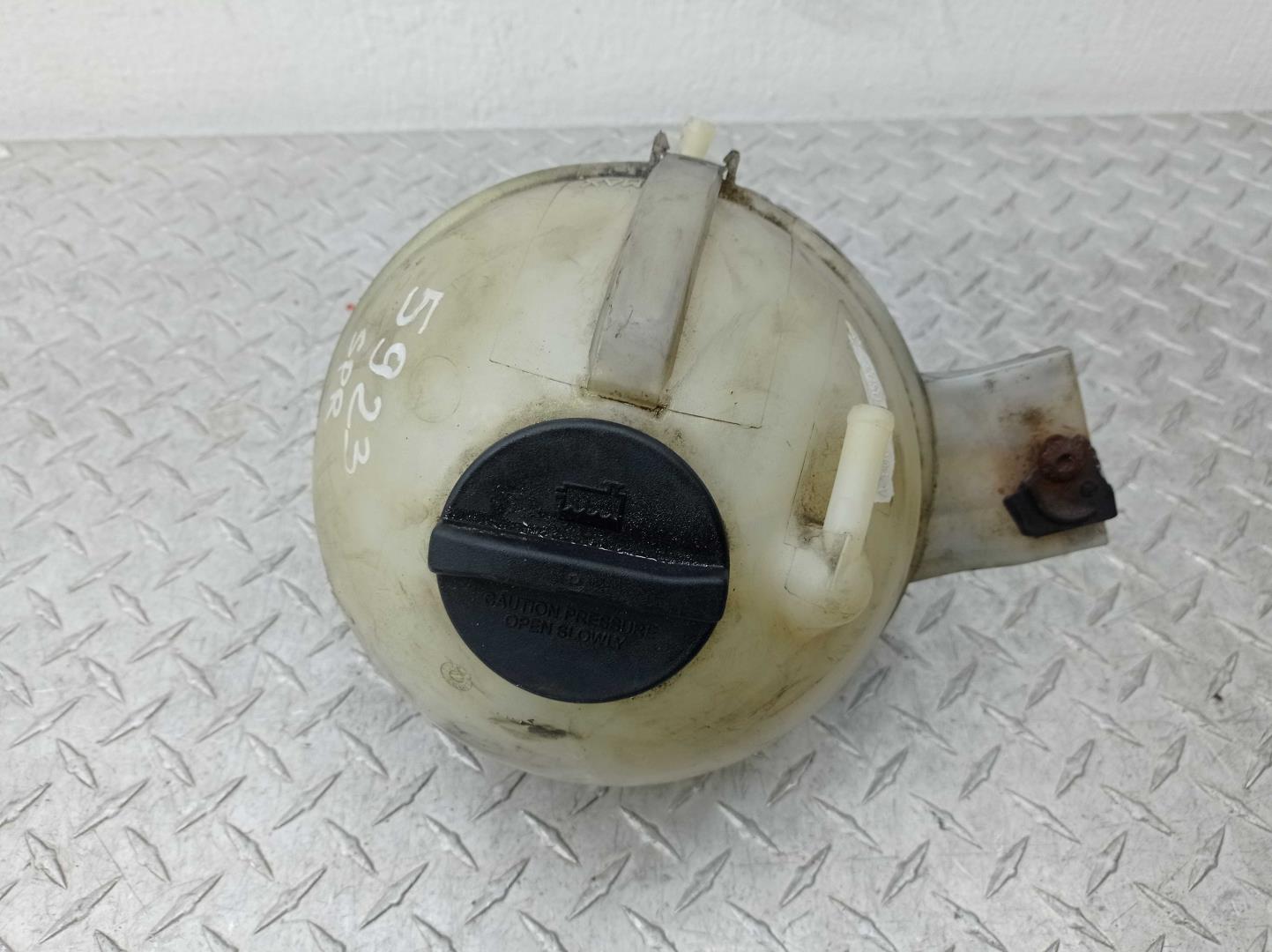 Бачок расширительный