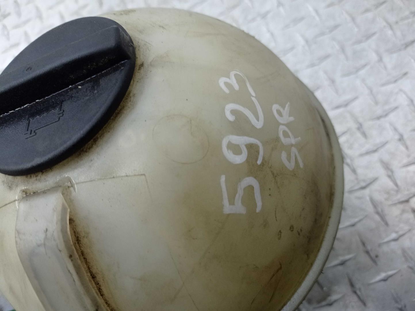 Бачок расширительный