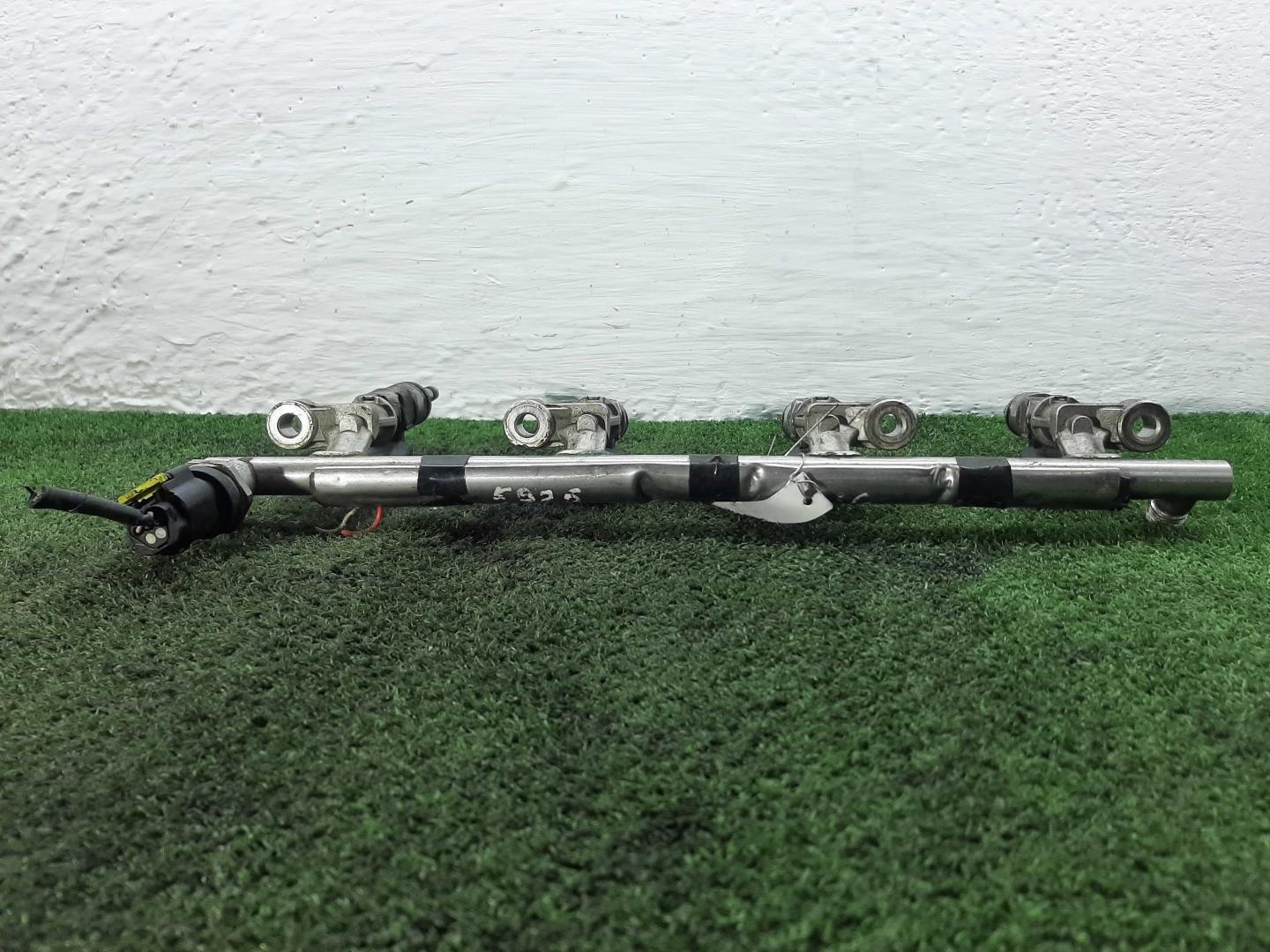 Рейка топливная (рампа)