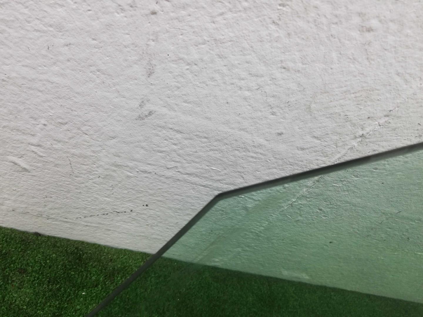 Стекло двери передней левой