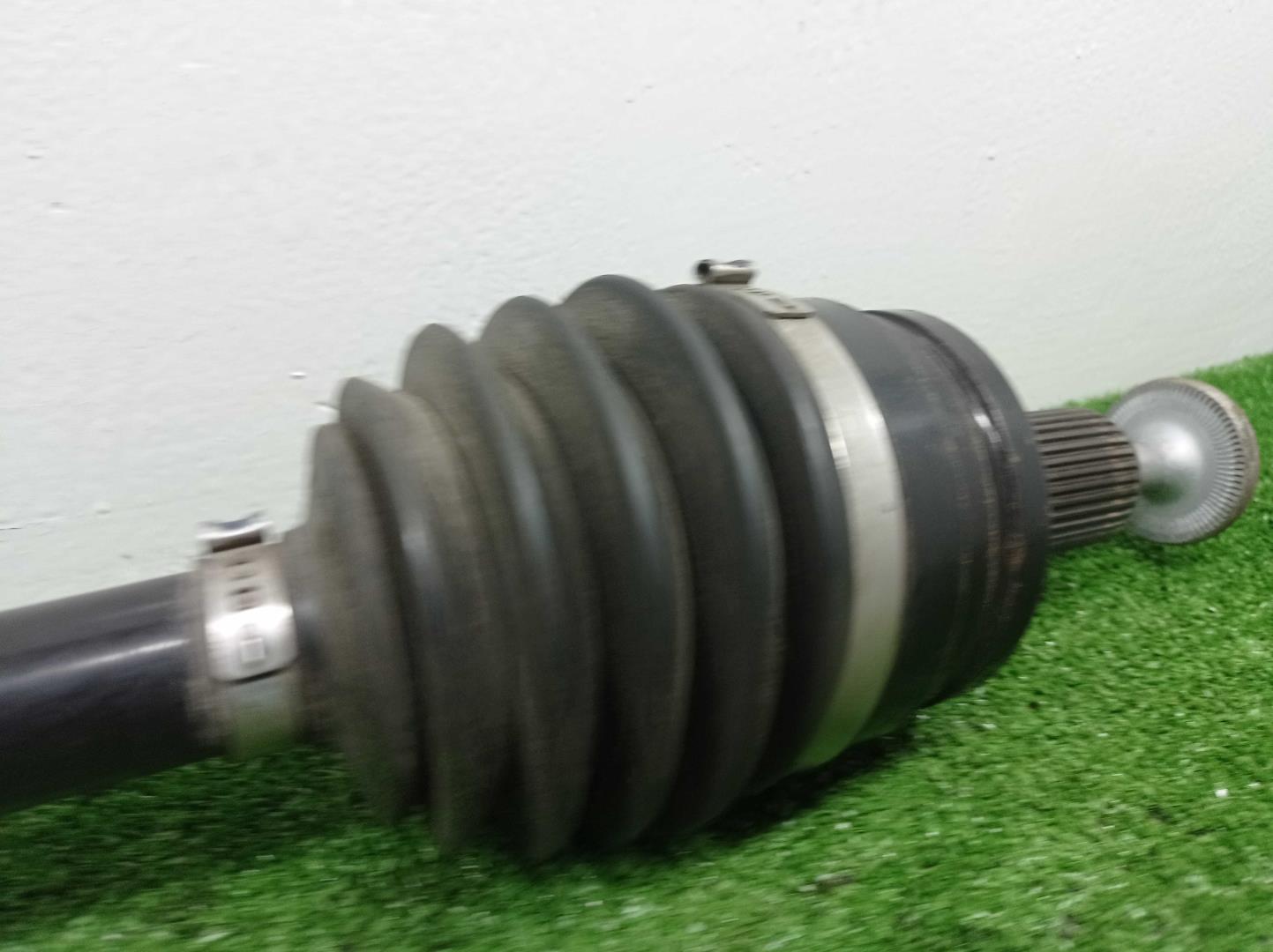 Полуось задняя левая