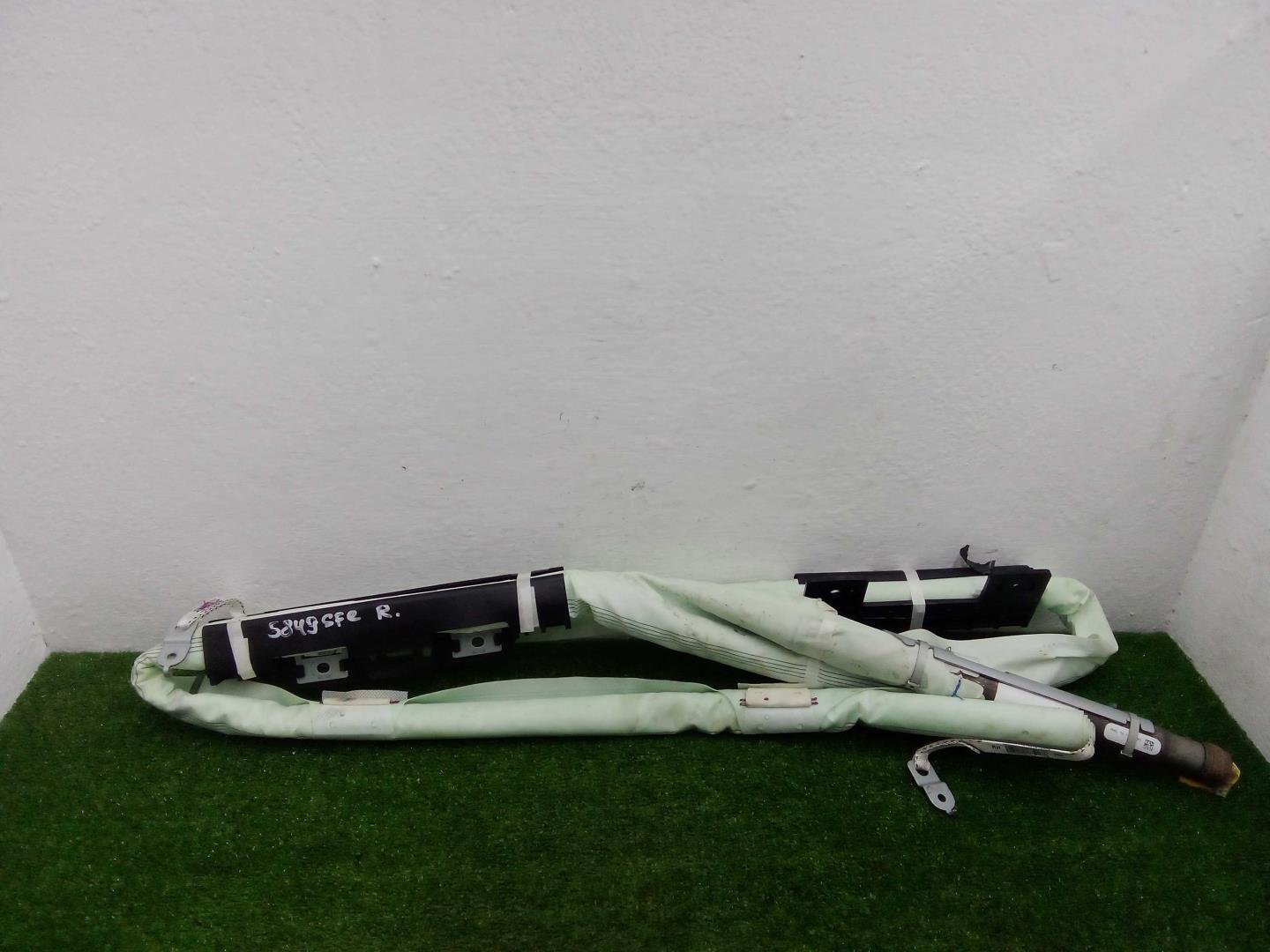 Подушка безопасности боковая (шторка)